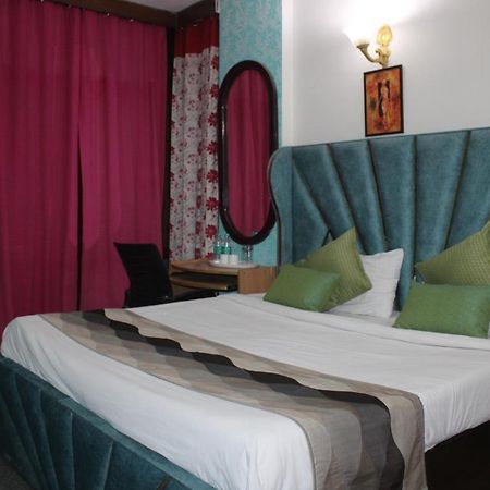 Awasthi Kozi Stays B&B - Closest To Vfs New Delhi Exterior photo